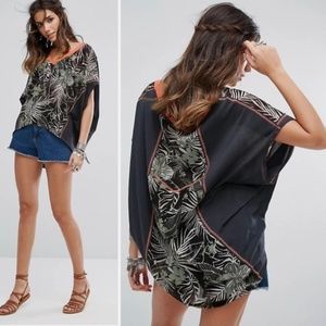Free People WE THE FREE Margot Tropical Print Top Size XS